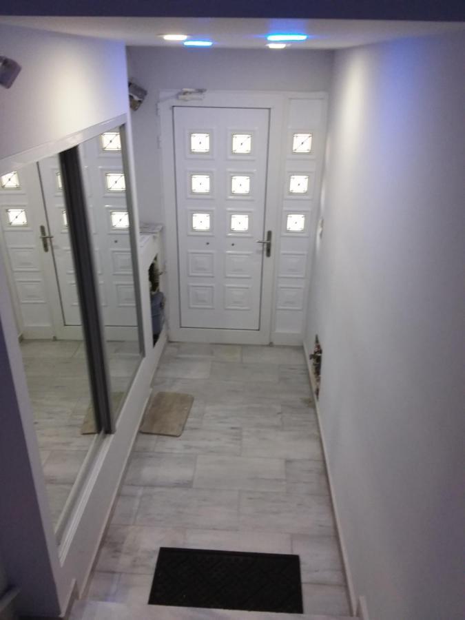 אתונה Gazi View Apartments #1 מראה חיצוני תמונה